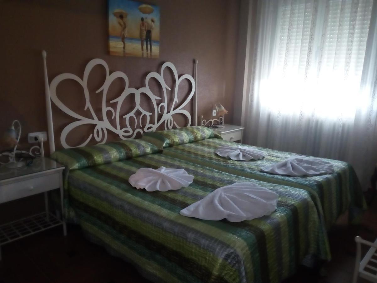 Отель Apartamento Pension La Via Lactea Фромиста Экстерьер фото
