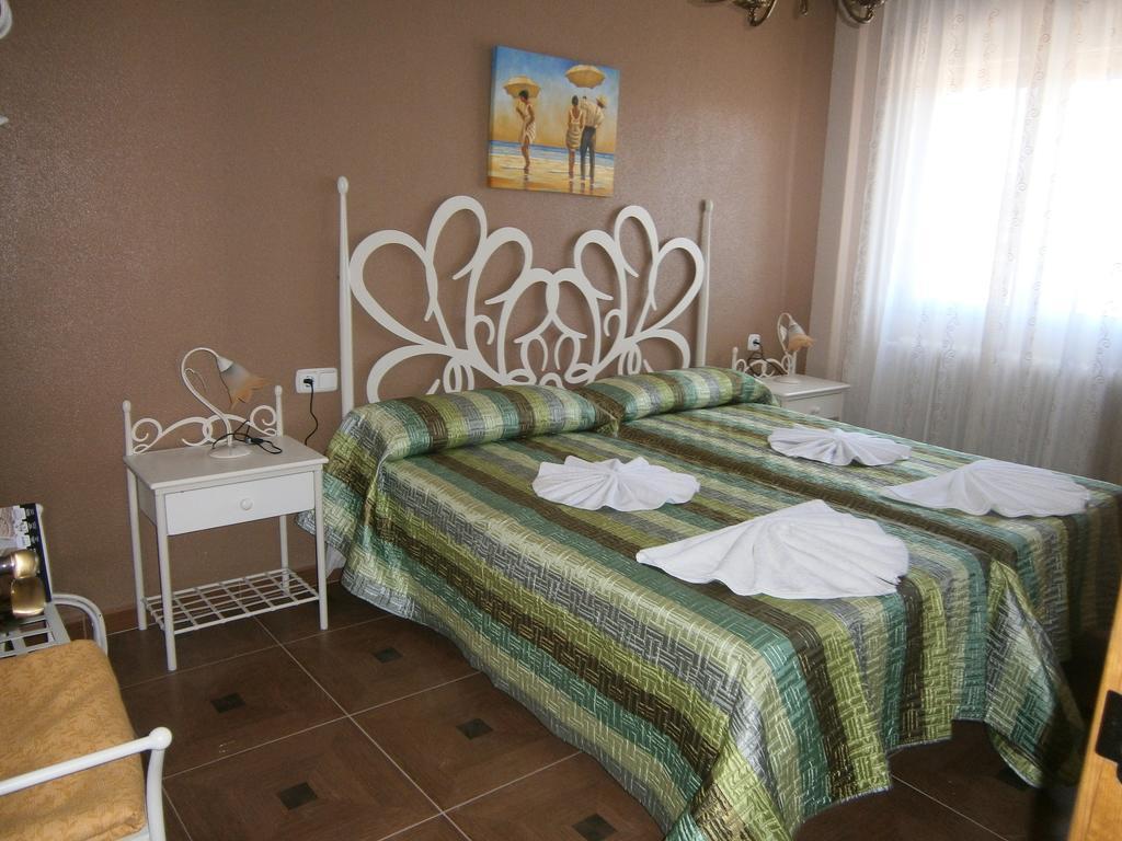 Отель Apartamento Pension La Via Lactea Фромиста Номер фото