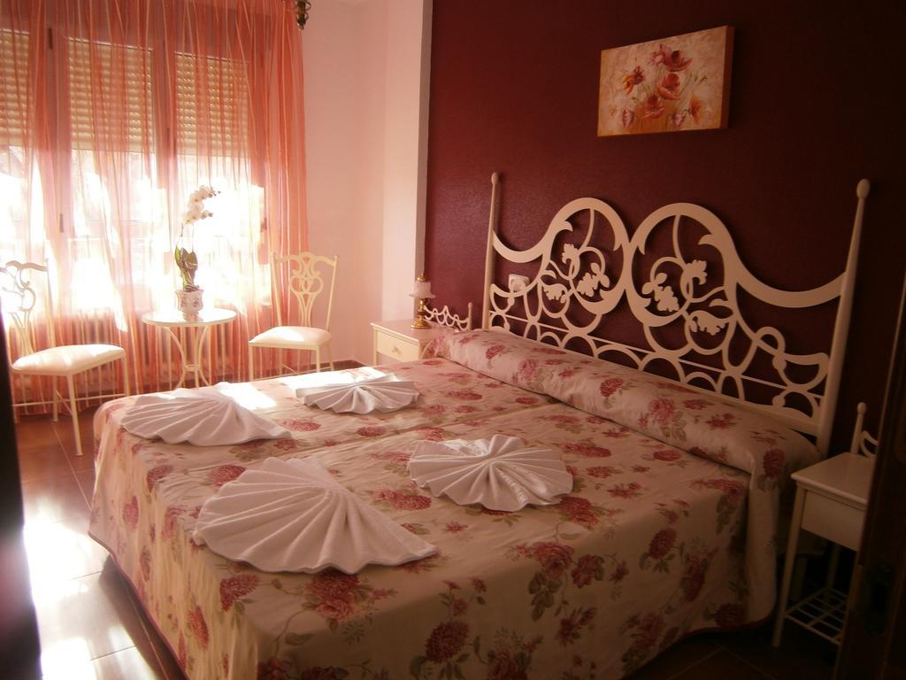 Отель Apartamento Pension La Via Lactea Фромиста Номер фото