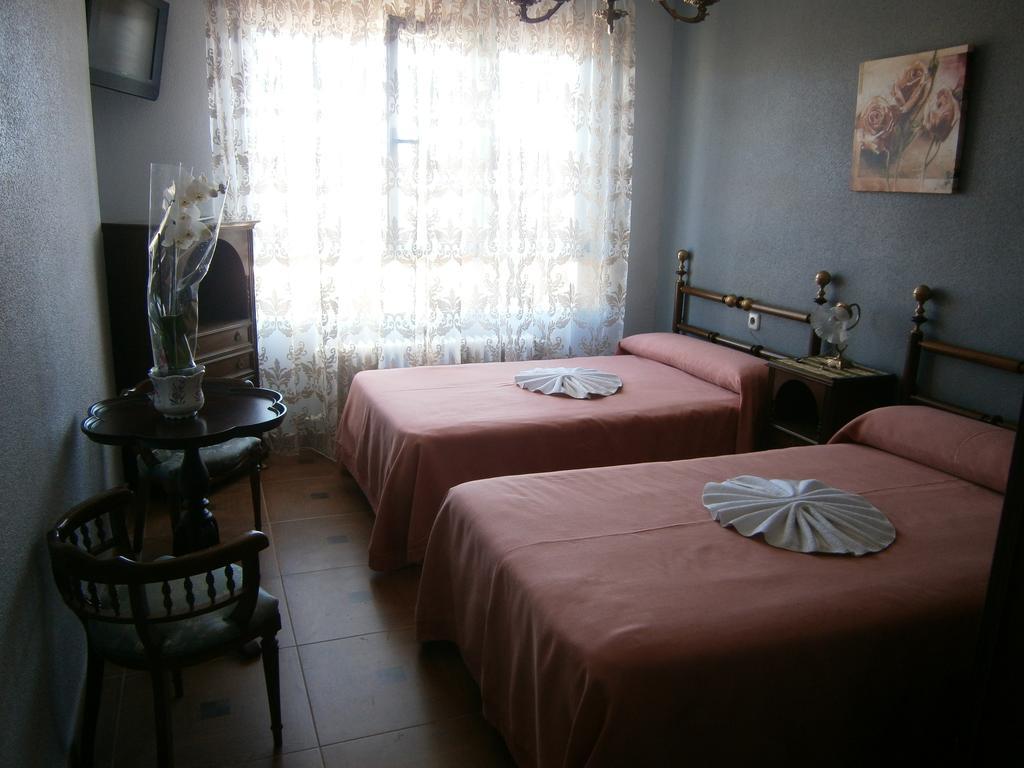 Отель Apartamento Pension La Via Lactea Фромиста Номер фото