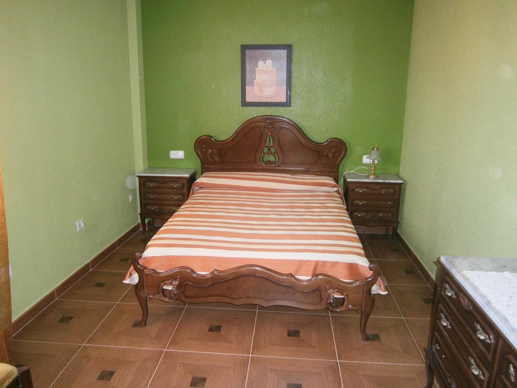 Отель Apartamento Pension La Via Lactea Фромиста Номер фото