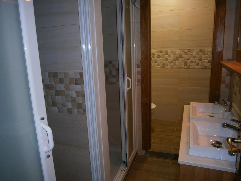 Отель Apartamento Pension La Via Lactea Фромиста Экстерьер фото