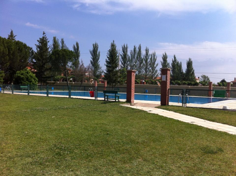 Отель Apartamento Pension La Via Lactea Фромиста Экстерьер фото